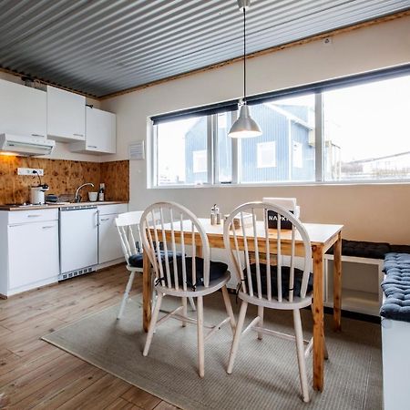 Blue House B&B Seltjarnarnes エクステリア 写真