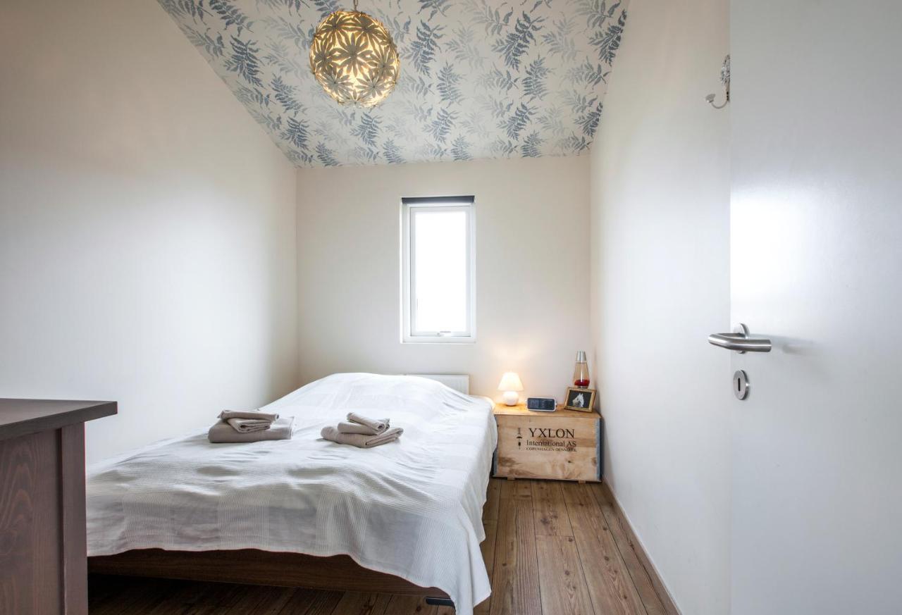 Blue House B&B Seltjarnarnes エクステリア 写真