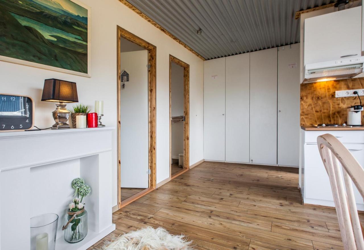 Blue House B&B Seltjarnarnes エクステリア 写真