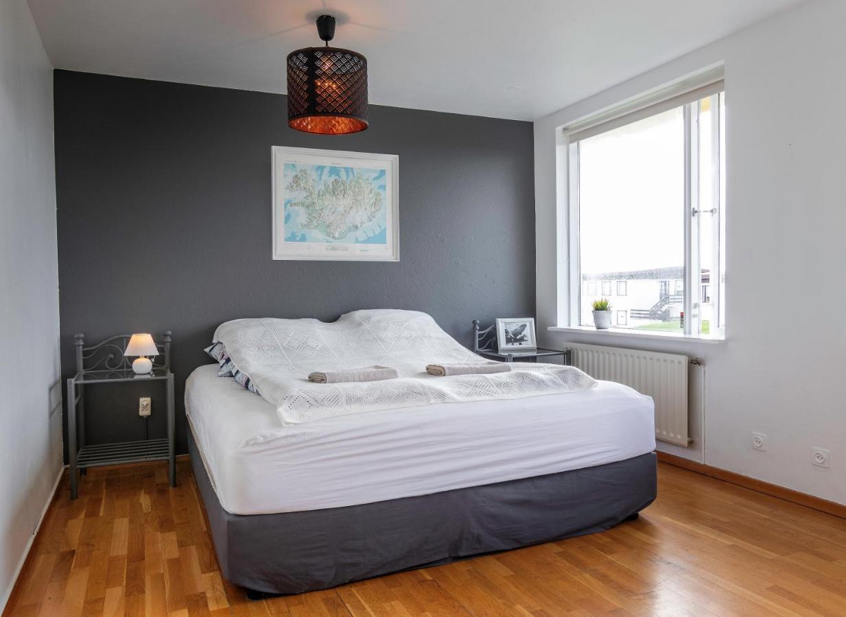 Blue House B&B Seltjarnarnes エクステリア 写真