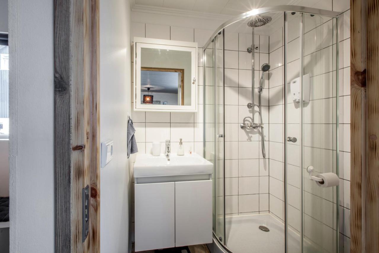 Blue House B&B Seltjarnarnes エクステリア 写真
