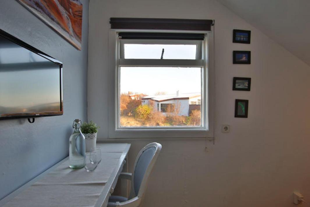 Blue House B&B Seltjarnarnes エクステリア 写真